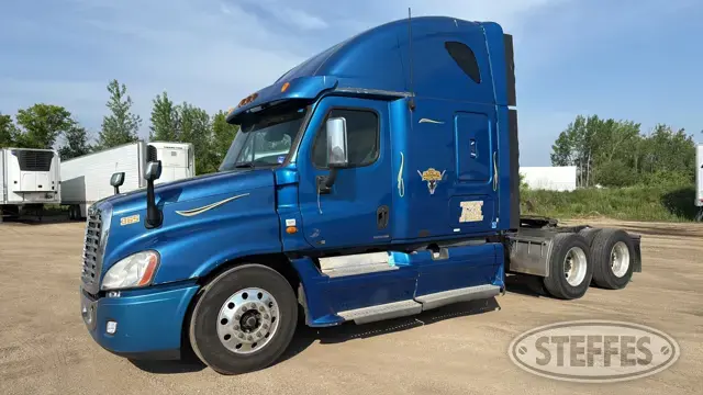 2011 Freightliner Cascadia 125