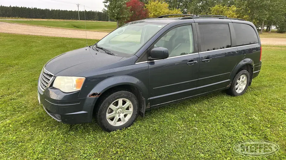 2008 Chrysler Town & Country Touring Van