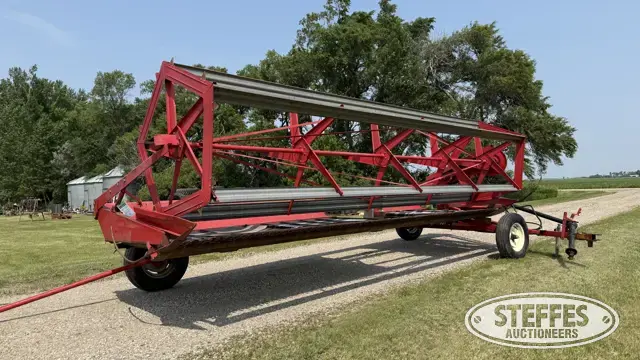 Massey Ferguson pull-type swather