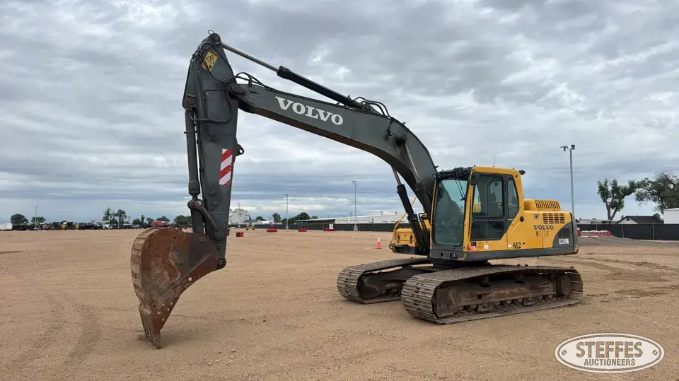 2006 Volvo EC210B LC Excavator