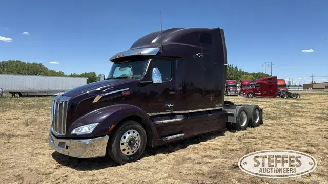 2023 Peterbilt 579