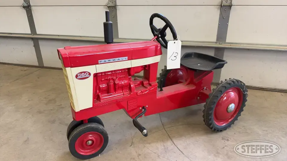 2000 McCormick Farmall 560 Personal Property