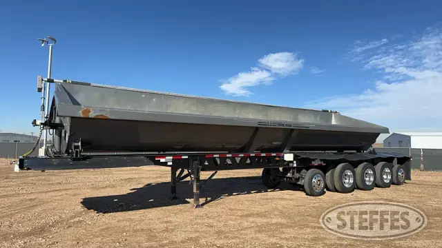 2022 Trail King TK70SSD-495