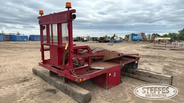 Diamond winch truck body
