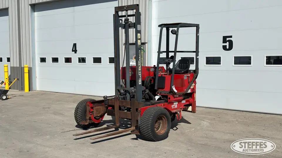 1997 Moffett Mounty M5000 Rough Terrain Forklift