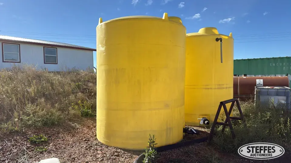 Enduraplas 3,000 gal. Poly Tank