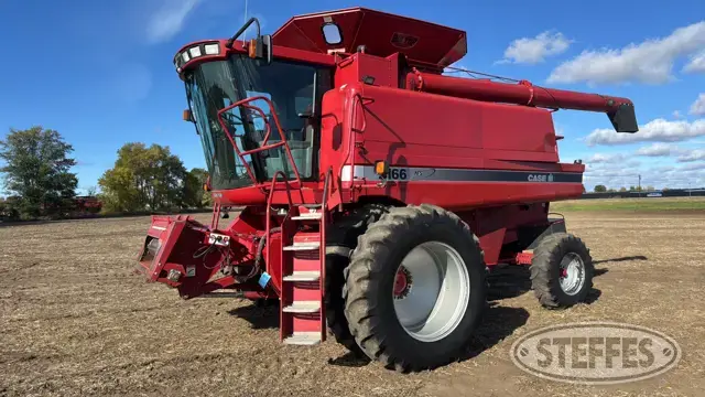 1996 Case IH 2166