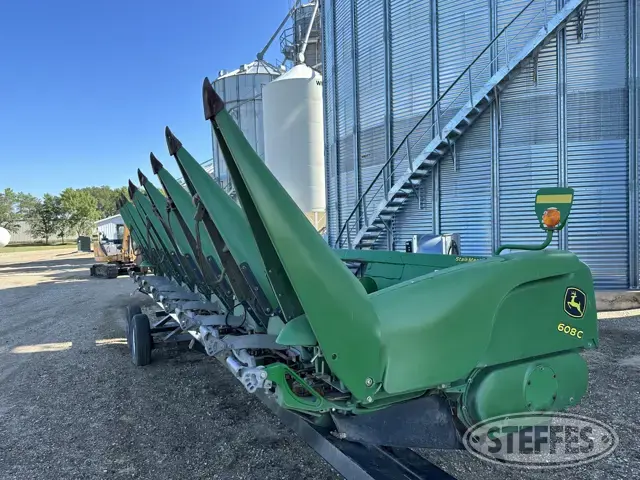 2008 John Deere 608C StalkMaster