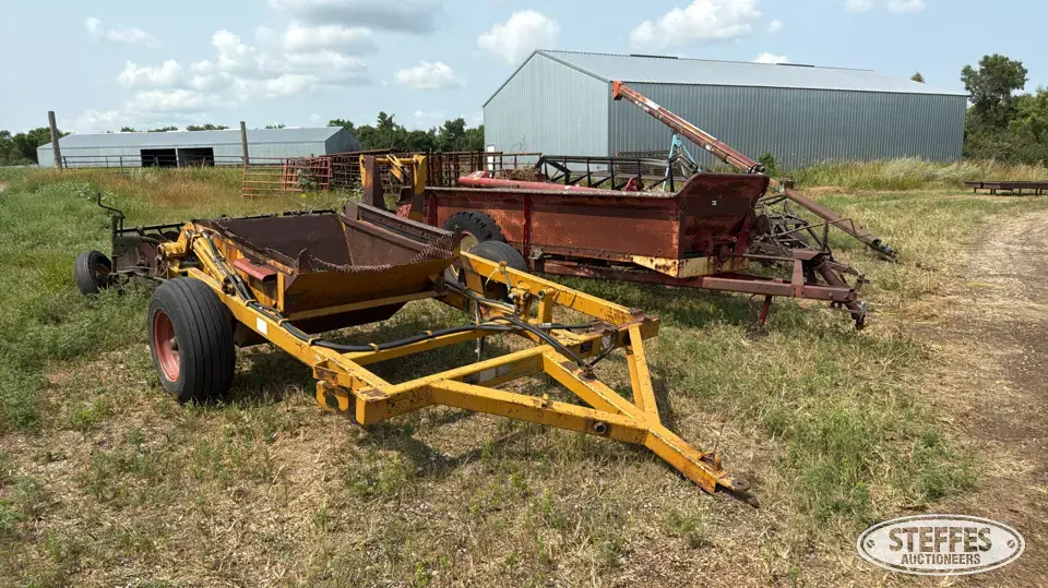 (6) Scrap iron items Farm Support Item