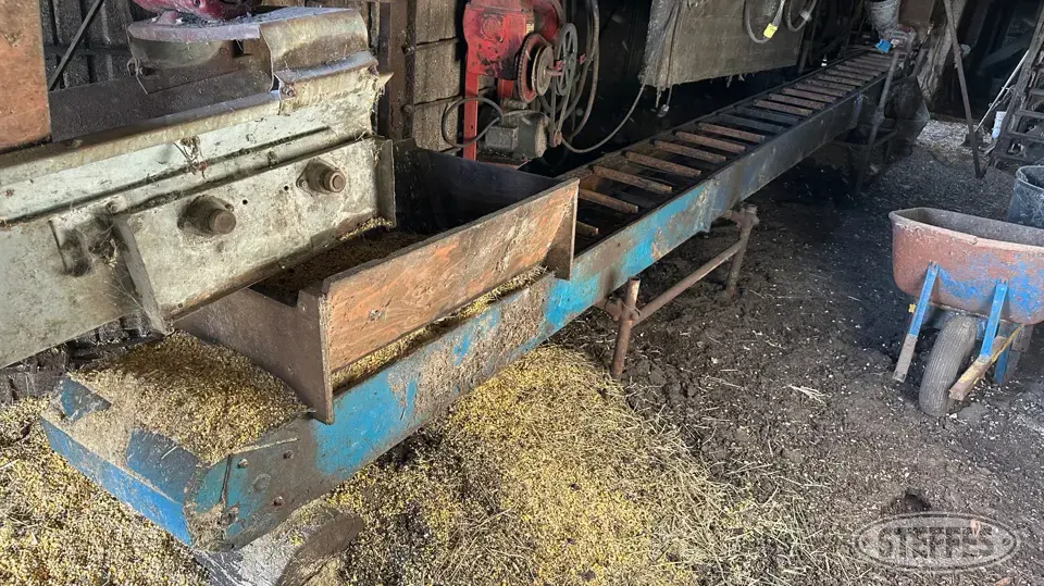 Rissler Mfg. Stationary Conveyor
