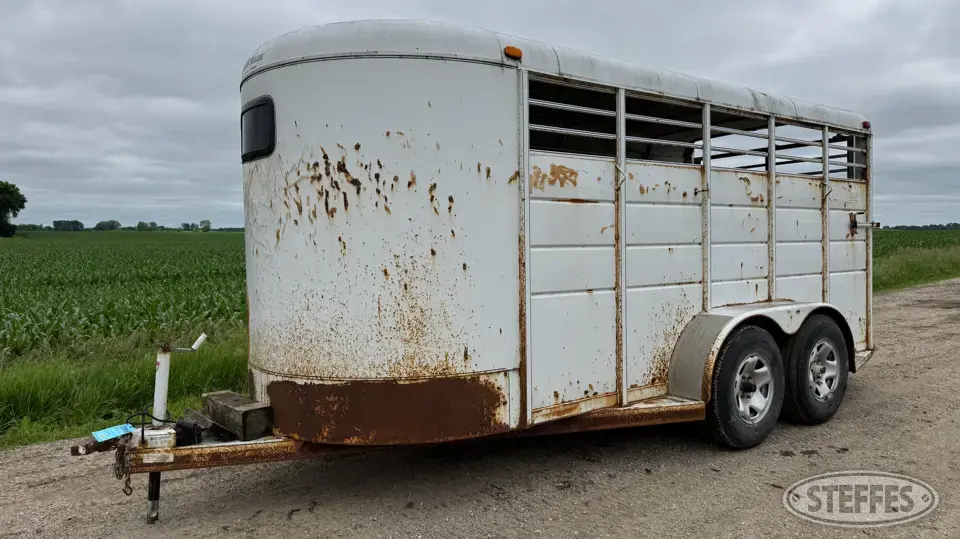 2015 Calico Bumper Livestock Trailer
