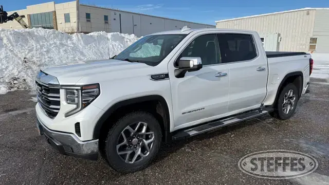 2022 GMC Sierra 1500 SLT