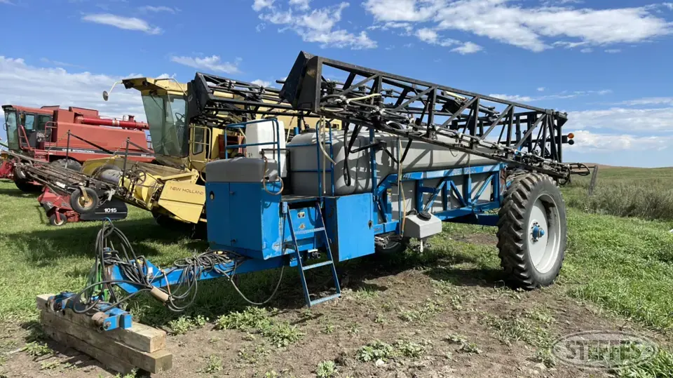 Redball 680 Pull-Type Sprayer