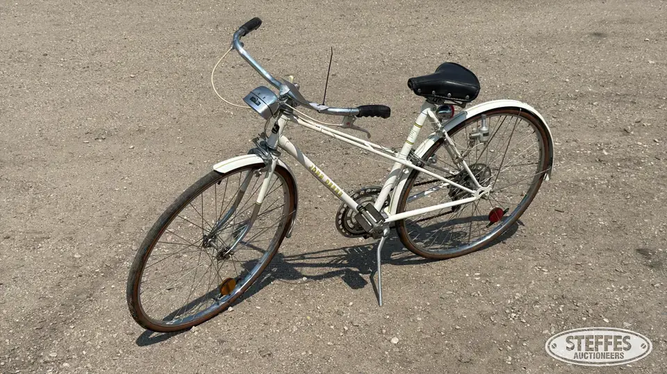 John Deere bicycle Collectibles-Other
