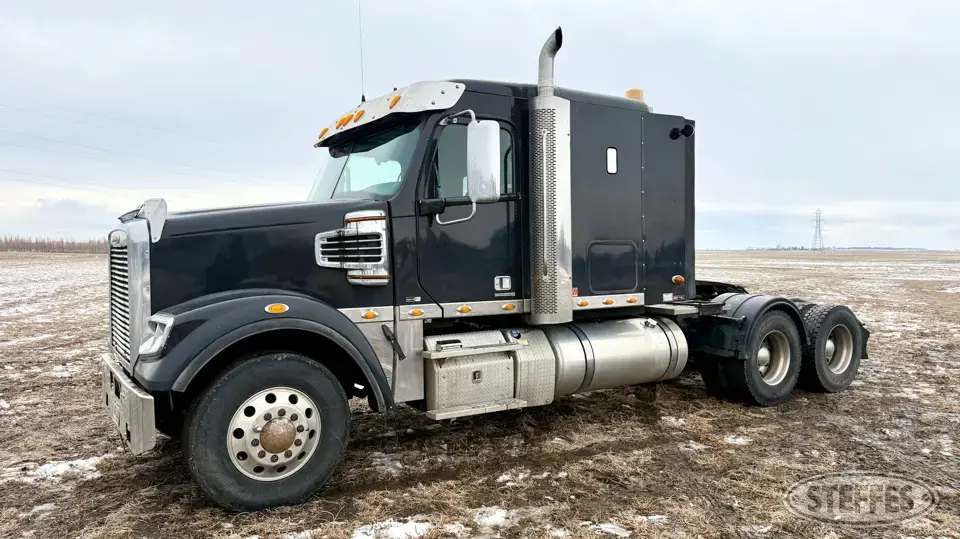 2012 Freightliner Coronado Conventional Truck with Sleeper