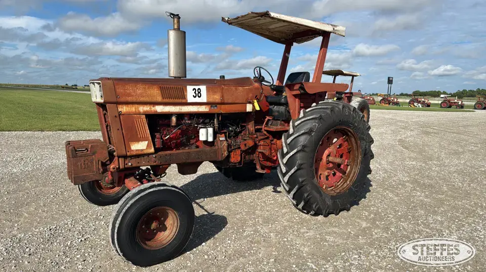 1974 International 1466 2WD Tractor