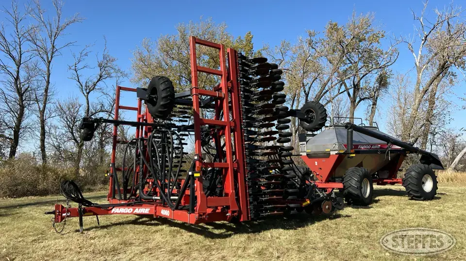 Fargo Aire 4060 Air Drills and Air Seeder