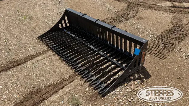 Pabreak skid steer rock bucket