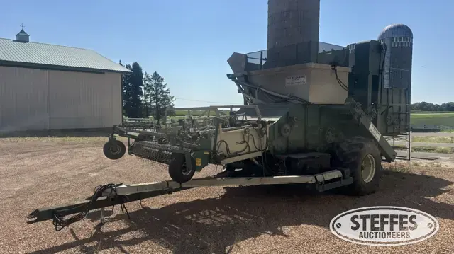 1995 Bob Equipment Bean King Model 666