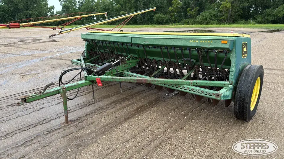 John Deere 8300 Press Drill