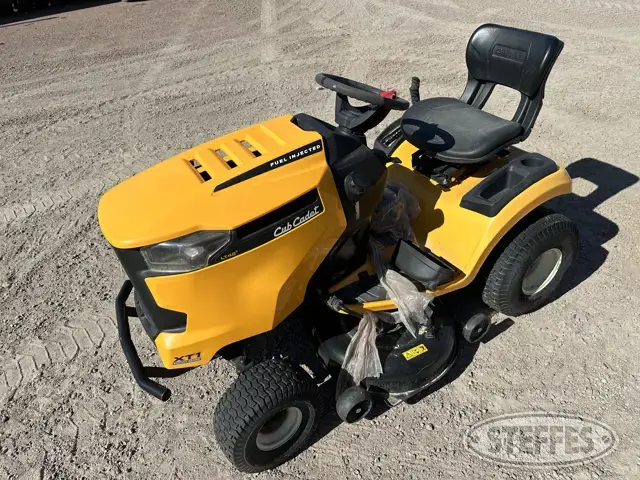 2018 Cub Cadet LT42