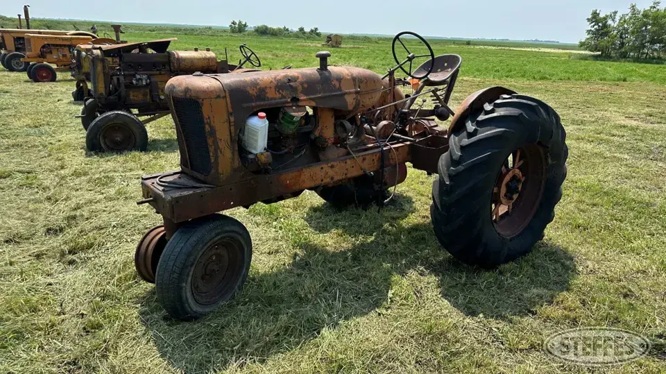 1941 Allis-Chalmers WC Collectible Tractor