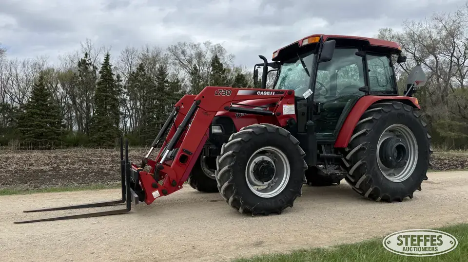 2013 Case IH Farmall 105U MFWD Tractor