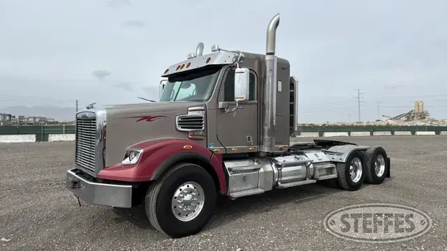 2016 Freightliner Coronado 122SD