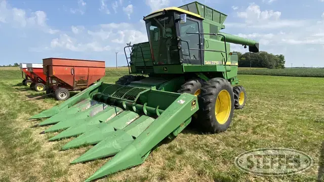 John Deere 7720