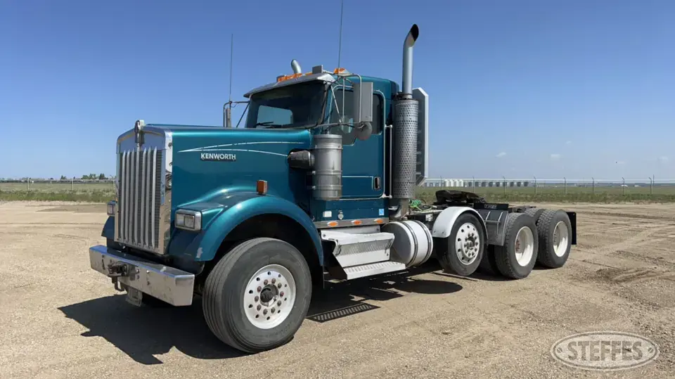 2003 Kenworth W900 Cabover Truck without Sleeper