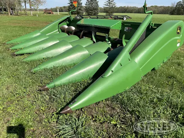 2005 John Deere 693