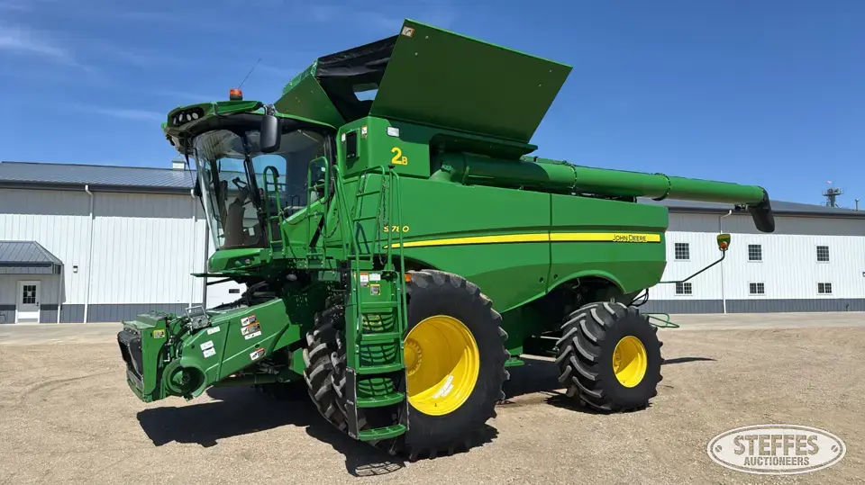 2019 John Deere S780 Combine