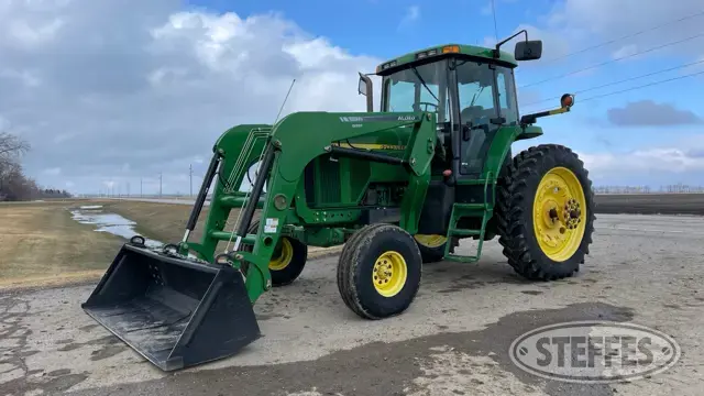 2000 John Deere 7810