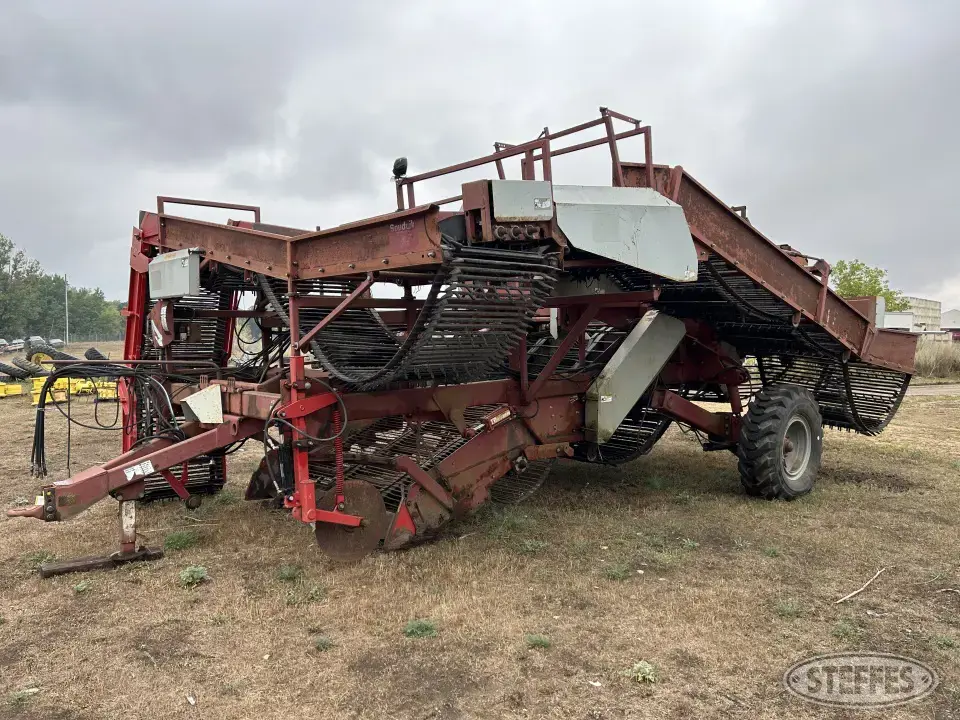 Spudnik 3600 Potato Windrowers and Harvester