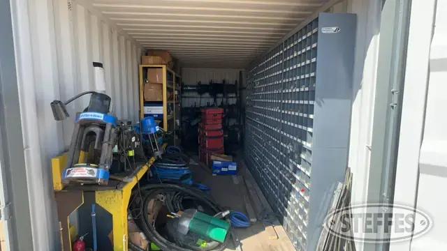 Hydraulic hose assembly unit