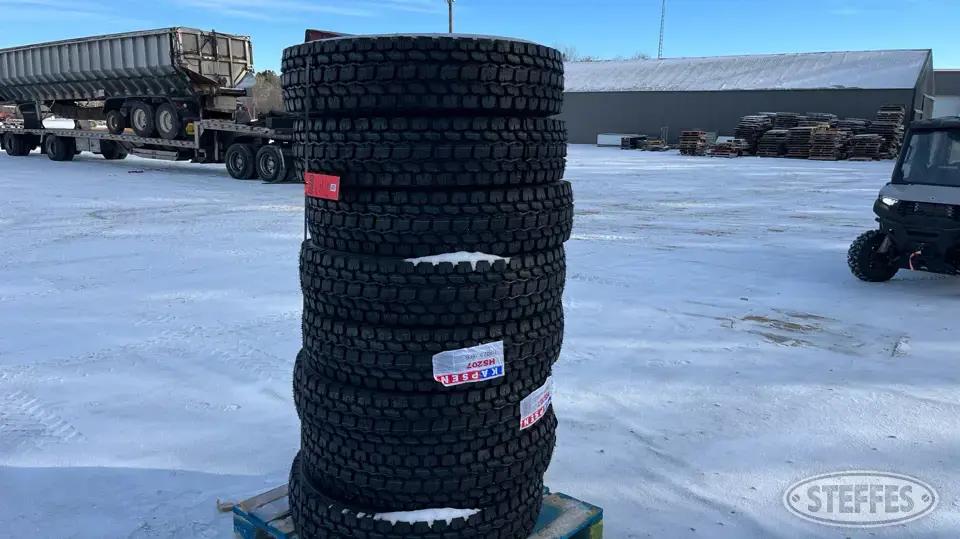 (8) Kapsen 11R22.5 tires Truck Tire