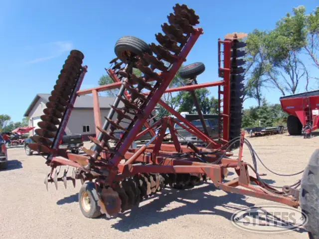 International 490