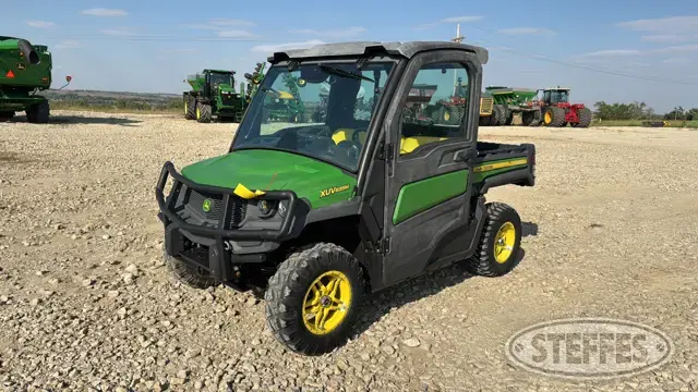 2018 John Deere Gator XUV 835M