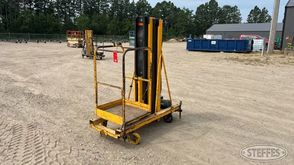 Cougar C.A.T. 19 Lifts-Other