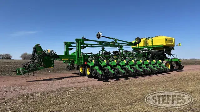 2023 John Deere DB60