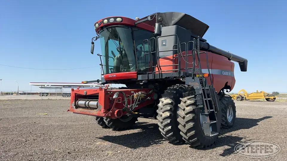 2007 Case IH AFX8010 Combine
