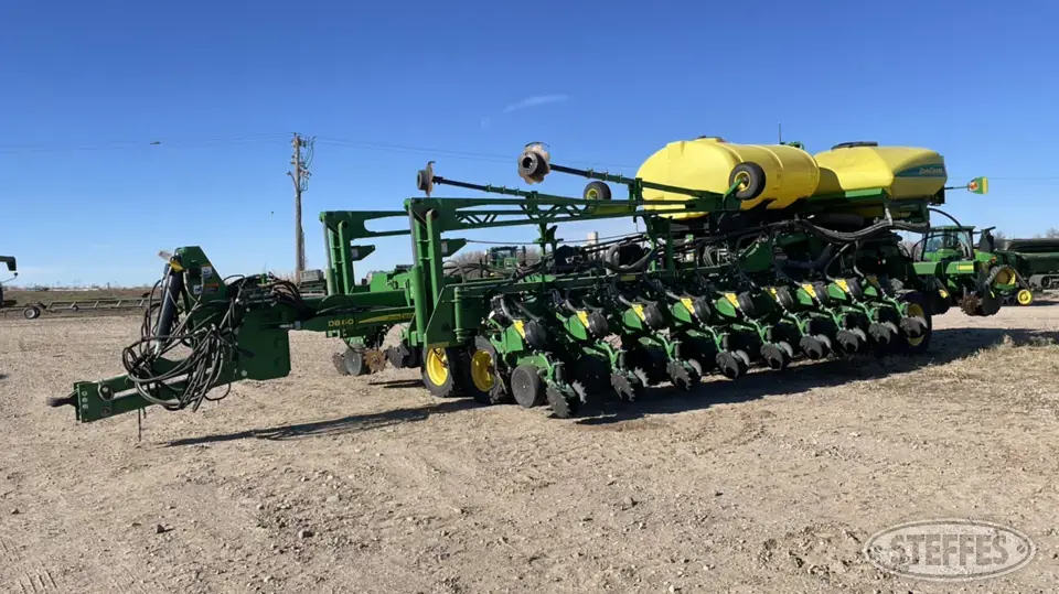 2017 John Deere DB60 12 or More Row Planter