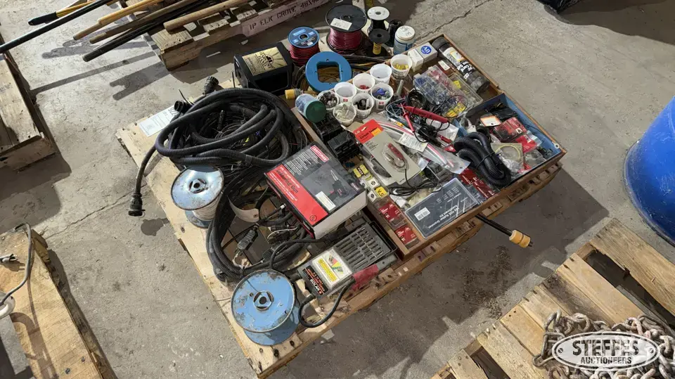 Electrical supplies & wiring harnesses Farm Support Item