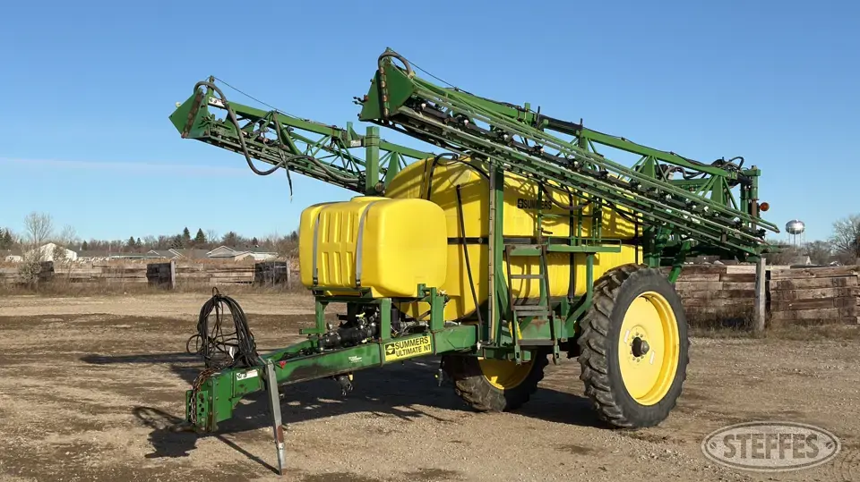 2009 Summers Ultimate NT Pull-Type Sprayer