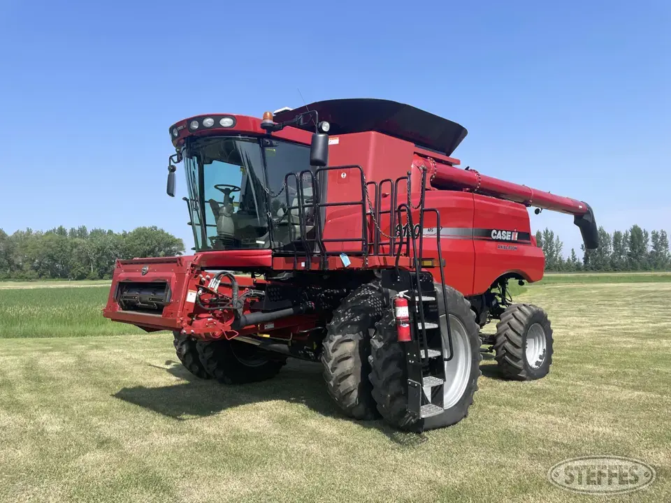 2010 Case IH 8120 Combine