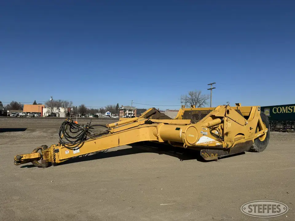 2008 John Deere 2112E Pull Scraper