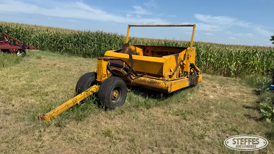 Midland M86 Pull Scraper