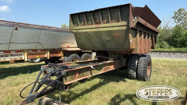 Shop-built single axle dump cart