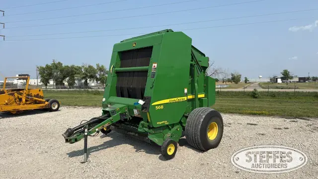 2010 John Deere 568 MegaWide Plus