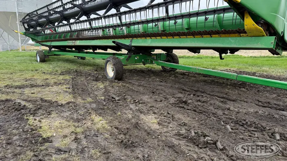Unverferth HT-36 Header Trailer